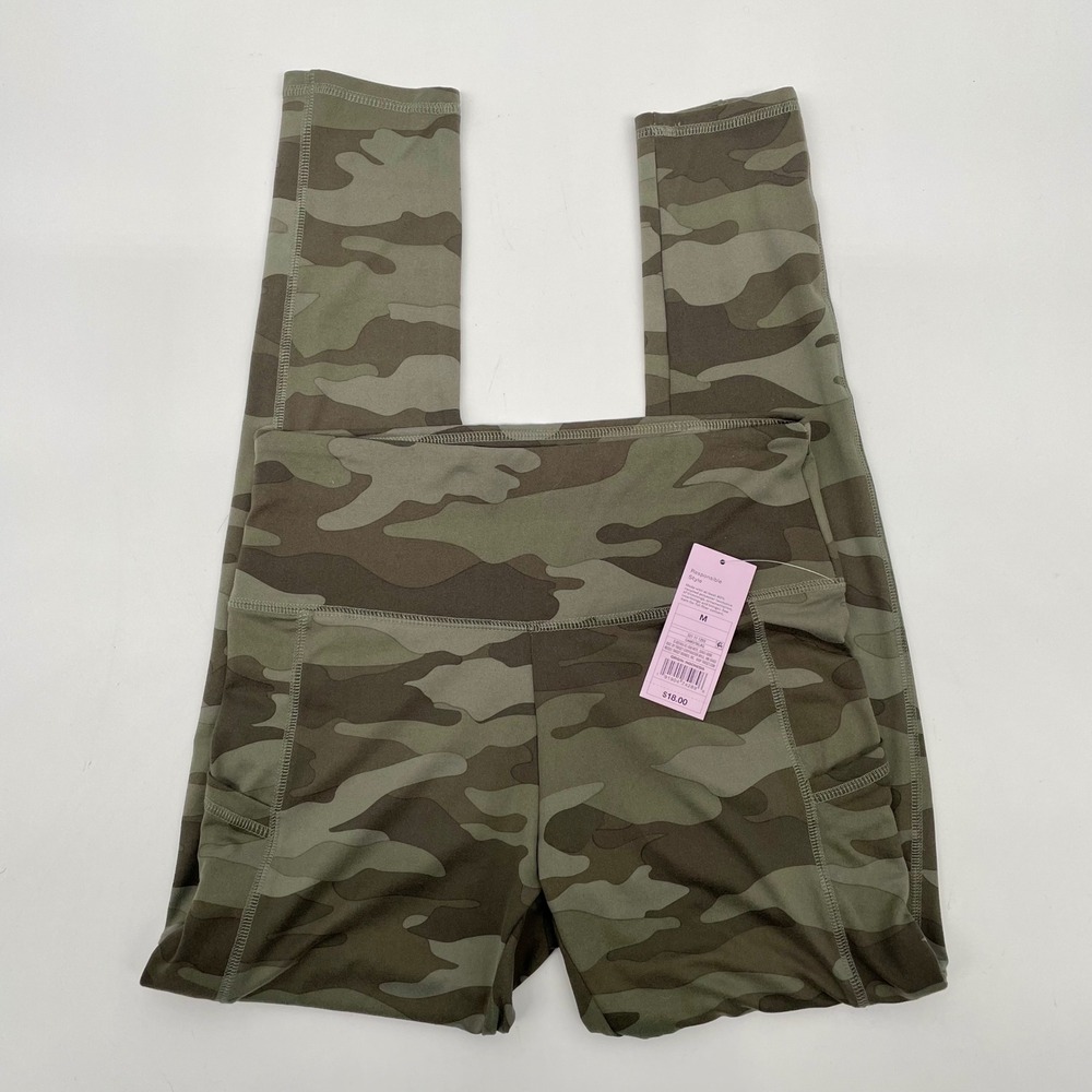 NWT Wild Fable Women Camo High Rise Legging Pants Pockets Size M‎ Anke Length